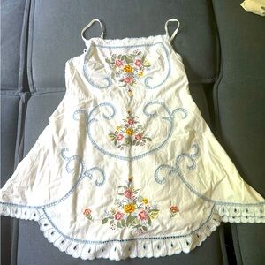 Urban outfitters white floral dress size small